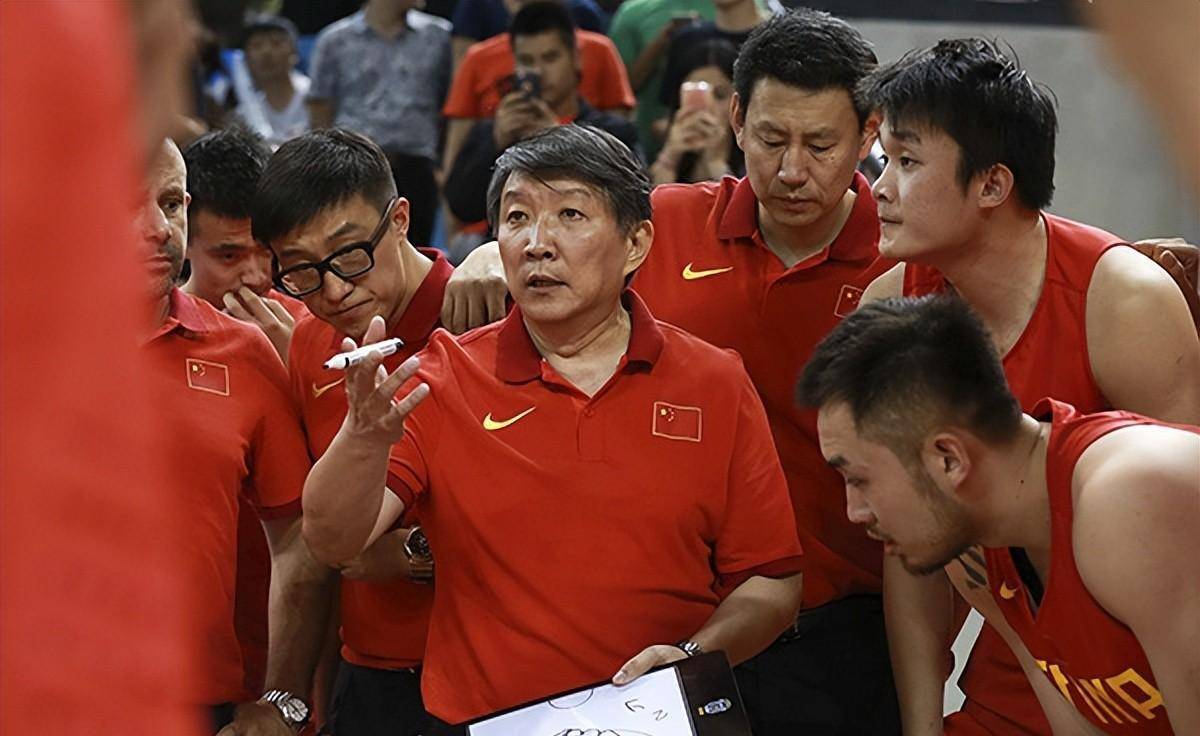 关于今晨体能课后，北京国安队长鼓劲备战CBA常规赛，赛场秩序良好，医务组通报恢复的信息-爱游戏中国官方网站